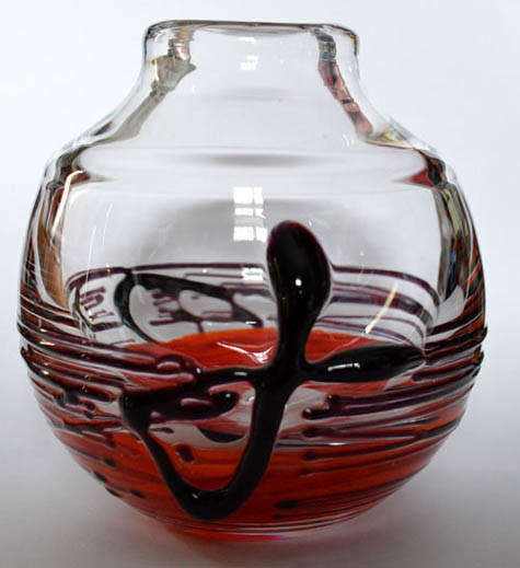 RARE & HIGHLY SOUGHT AFTER MODERN MOSER SUHAJEK VASE WITH RED AND BLACK/PURPLE RANDOM STRAPS