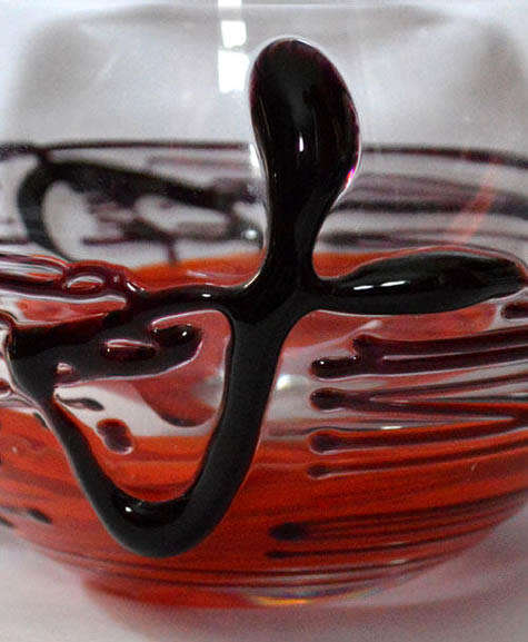 RARE & HIGHLY SOUGHT AFTER MODERN MOSER SUHAJEK VASE WITH RED AND BLACK/PURPLE RANDOM STRAPS