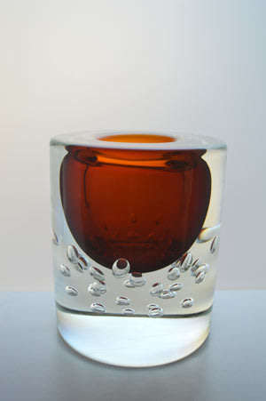 DAZZLINGLY BEAUTIFUL MODERN AMBER CZECH ART GLASS VASE DESIGNED BY JAROSLAV SVOBODA (1938-) IN 1974
