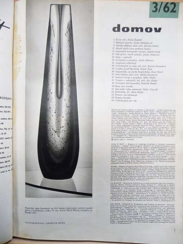 MUSEUM ITEM EXBOR GREEN & CLEAR CZECH GLASS SCULPTURAL VASE DESIGNED BY PAVEL HLAVA IN 1957/58