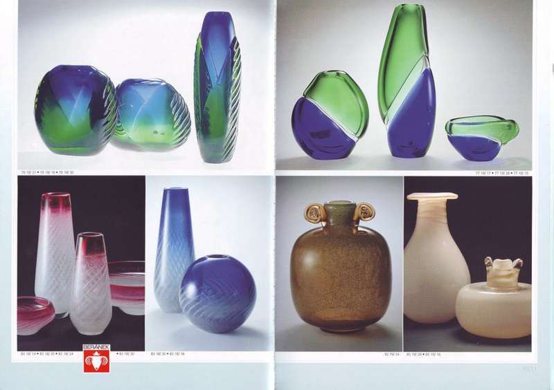A MAGNIFICENT & MOST ELEGANT CZECH ART GLASS VASE DESIGNED BY FRANTISEK ZEMEK FOR MSTISOV