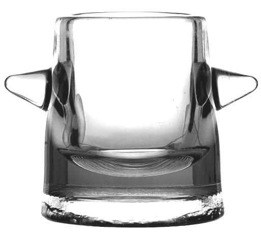 CLASSIC CZECH ART GLASS VASE : DESIGNED IN 1964 BY THE FAMOUS GLASS MASTER ALFRED MATURA (1921-1979)