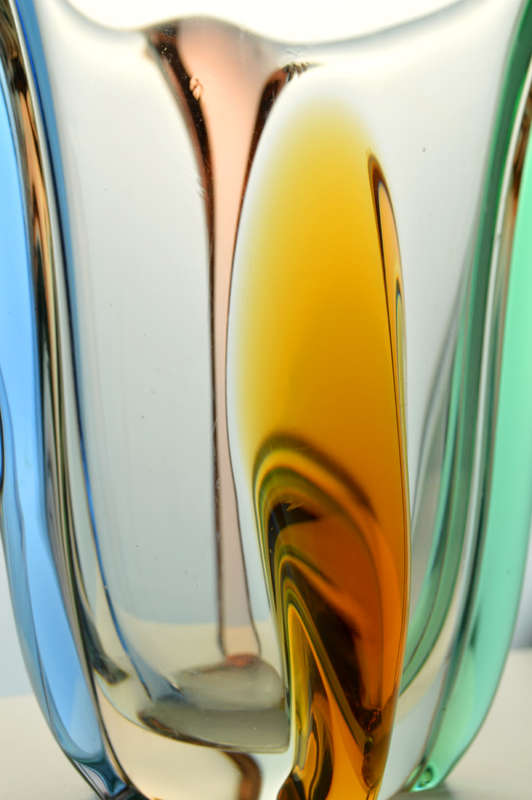* A MAGNIFICENT & MOST ELEGANT CZECH ART GLASS VASE DESIGNED BY FRANTISEK ZEMEK FOR MSTISOV