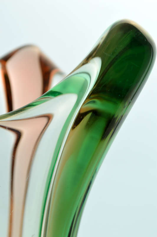 * A MAGNIFICENT & MOST ELEGANT CZECH ART GLASS VASE DESIGNED BY FRANTISEK ZEMEK FOR MSTISOV
