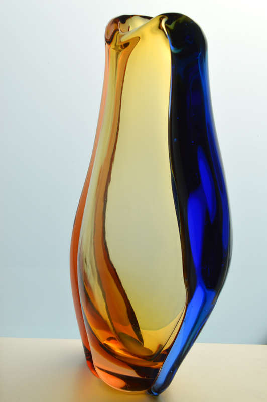 XXL FAMOUS, MAGNIFICENT ICON OF CZECH ART GLASS, ELEGANT VASE DESIGNED BY HANA MACHOVSKA FOR MSTISOV