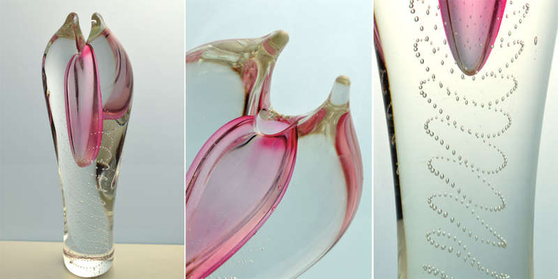 ** A DAZZLINGLY BEAUTIFUL MODERN PINK CZECH ART GLASS VASE DESIGNED BY PAVEL JUDA IN 1985