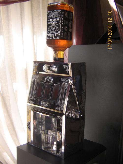 JACK DANIELS SLOT MACHINE
