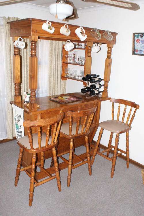 WOODEN BAR 3 SEATER WITH CANOPY