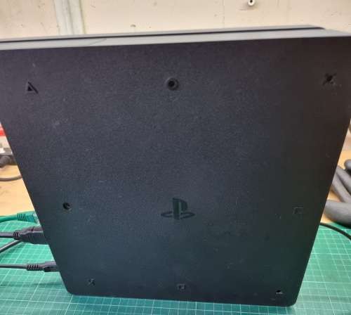 PlayStation 4 Slim - 1TB with original controller
