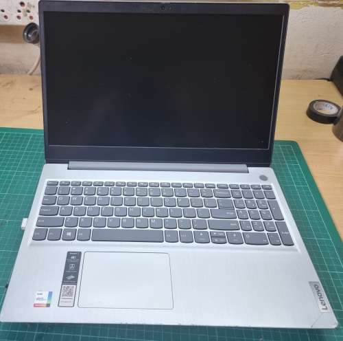 !Pls Read! Lenovo IdeaPad 3 Intel Core i7-1165G7 11th Gen 4GB RAM 512GB NVMe SSD - drop damage!