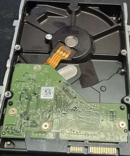 1.0 TB Western Digital Blue SATA 3.5 inch drive