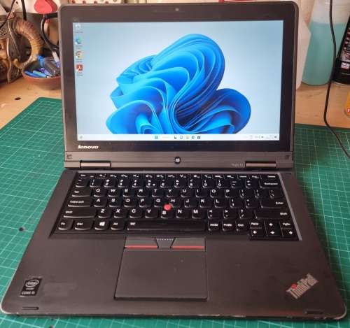 Lenovo Yoga 12 Intel Core i5-5200 8Gb RAM 256GB SSD Touch screen with stylus