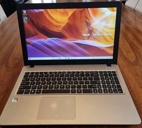 Asus X540B, AMD A4, 4GB RAM, 1TB HDD