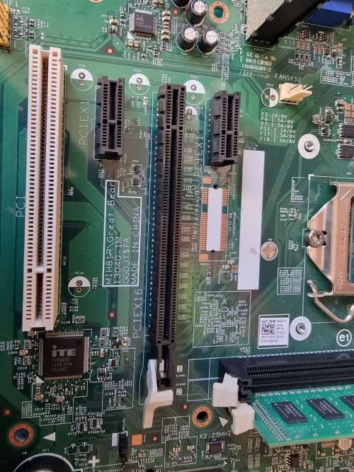 Dell motherboard - i5-4460 - 2GB DDR3 RAM