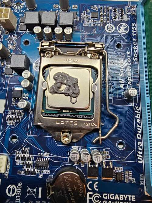 Intel Core i3-3220 - Gigabyte motherboard - 4GB DDR3 RAM