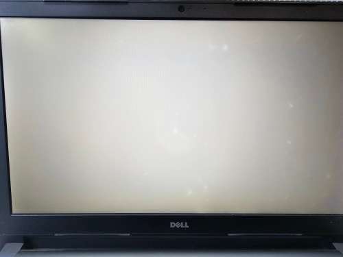 Dell Vostro 3559 - Intel Core i5-6200U - 8GB RAM - 256GB SSD - !No charger!