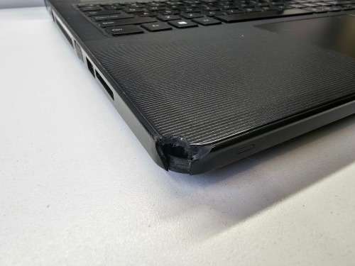 Dell Vostro 3559 - Intel Core i5-6200U - 8GB RAM - 256GB SSD - !No charger!