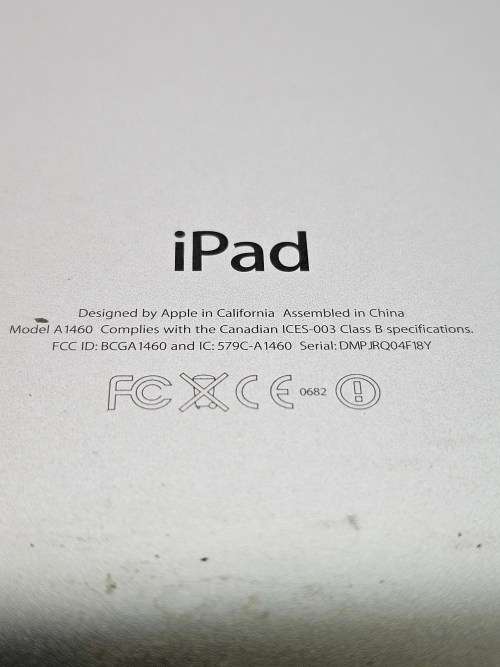 iPad A1460 !Spares or Repairs!