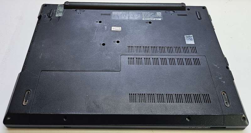 2 x Lenovo E51 i7-6500u 8GB RAM 256GB SSD !One faulty no ram, hdd or battery!