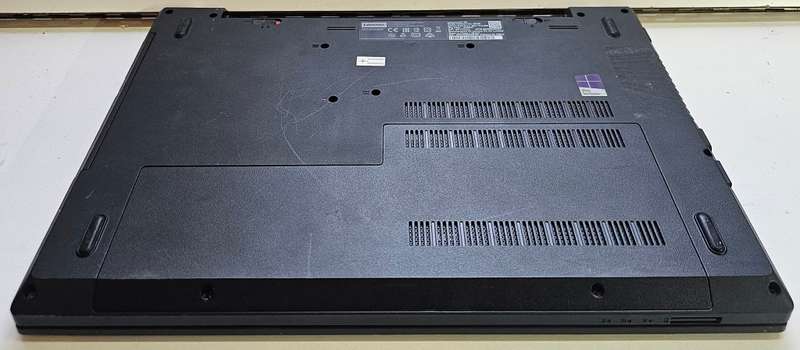 2 x Lenovo E51 i7-6500u 8GB RAM 256GB SSD !One faulty no ram, hdd or battery!