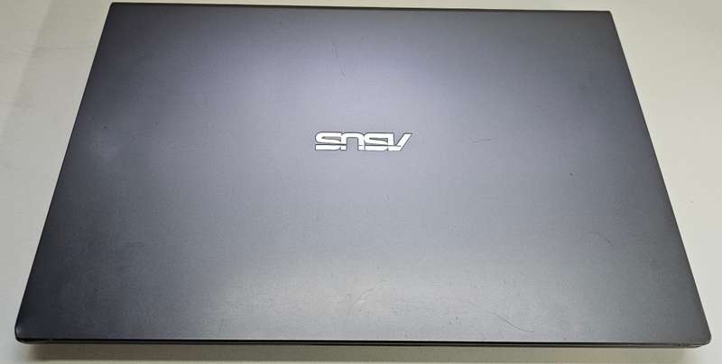 Asus X509JA i3-1005G1 8GB RAM 256GB Nvme SSD  !Battery connector damaged!