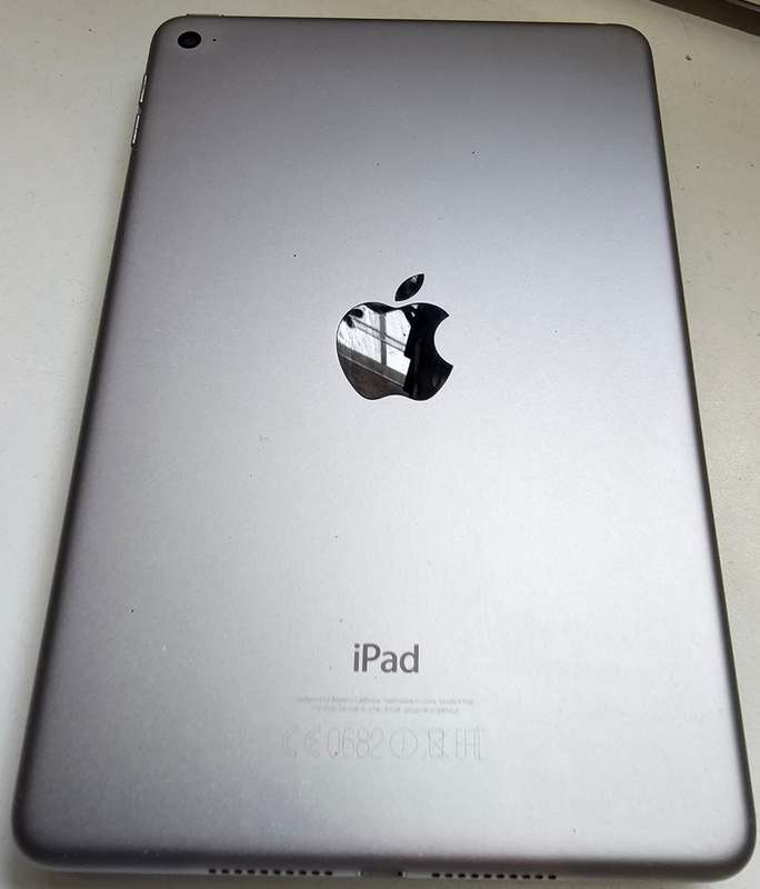 iPad Mini 4 32GB WiFi only A1538
