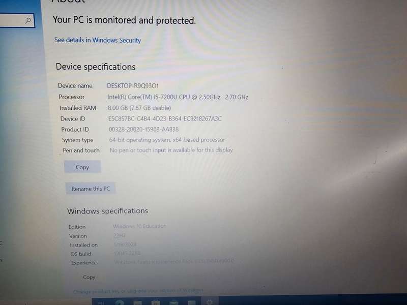 Dell Latitude 3580 i5-7200 (7th Gen) 8GB RAM 256GB SSD
