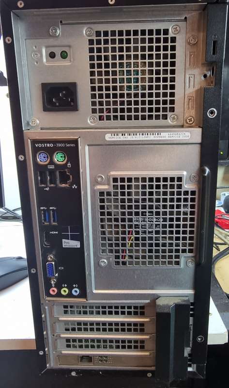 Dell Vostro 3900 Desktop with 19inch screen, keyboard and mouse