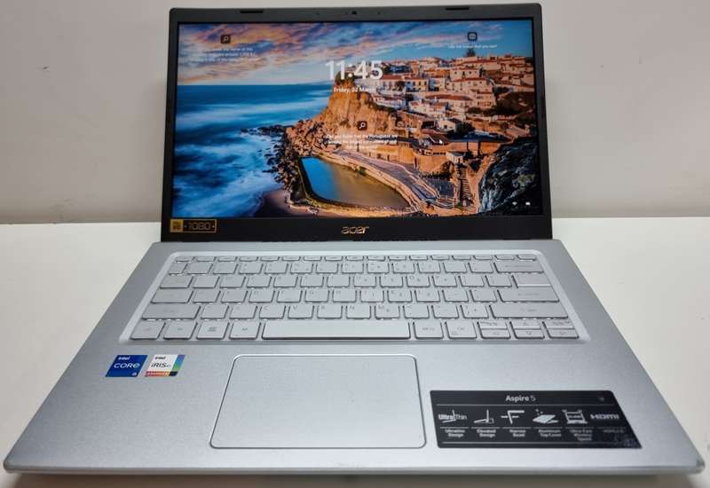 Acer Aspire 5 - i5-1135G7 (11th gen) 8GB RAM 512GB NVMe SSD