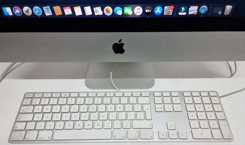 iMac 21.5 inch (Late 2012) i5 2.7GHz 1TB HDD 8GB RAM GeForce GT 640 512Mb