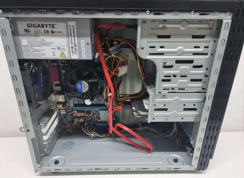 Gigabyte Desktop i3-3320 6Gb 1Tb HDD !no side panel!