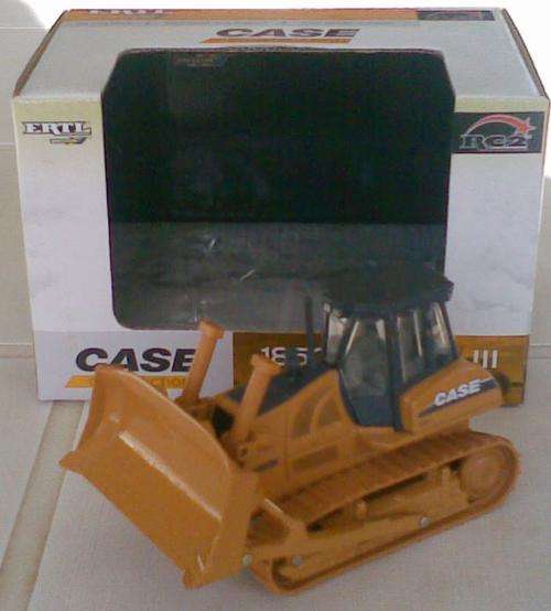 1850K CRAWLER DOZER 1/50 SCALE