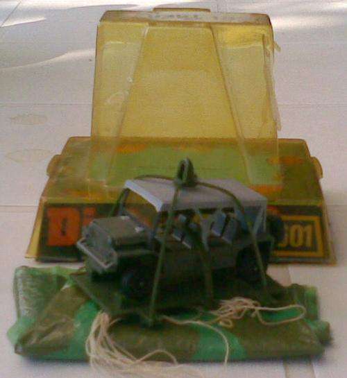 DINKY 601 AUSTIN MINI PARAMOKE