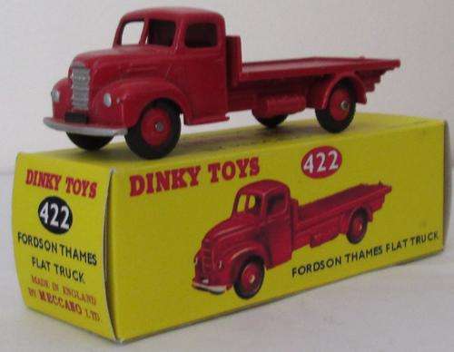 DINKY 422/30R FORDSON FLATBED TRUCK WITH REPRO BOX