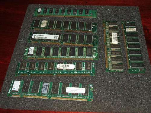 JOB LOT USED VARIOUS SD RAM CHIPS