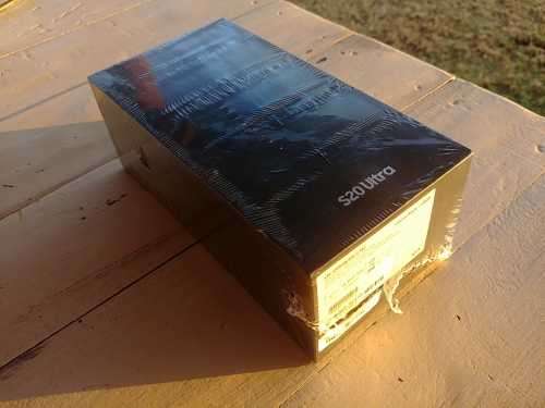 Samsung S20 Ultra 128GB *SEALED*