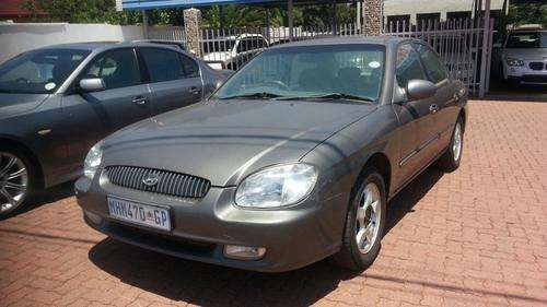 2001 HYUNDAI SONATA VIVANTE V6