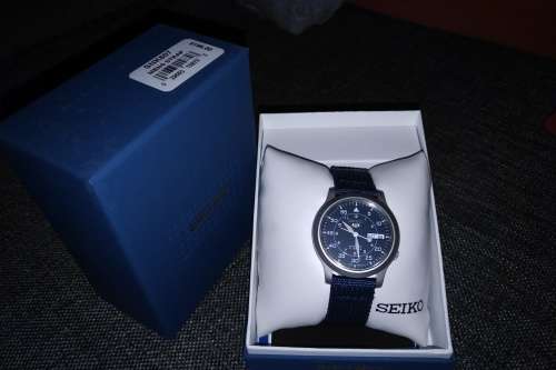 Seiko Men's SNK807 Seiko 5 Automatic