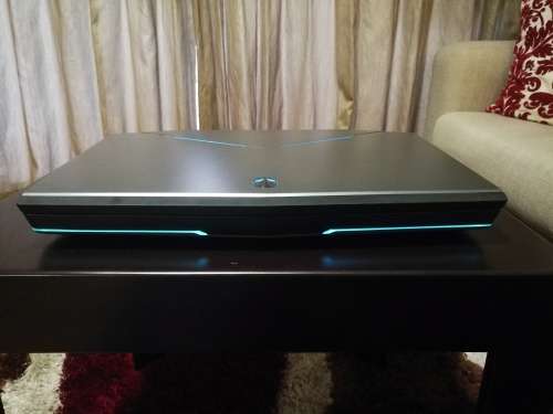 Alienware  17.3-Inch Gaming Laptop i7-4900MQ Nvidia GTX860m