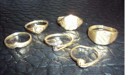 job lot 9 carat rings assorted mens mand woman
