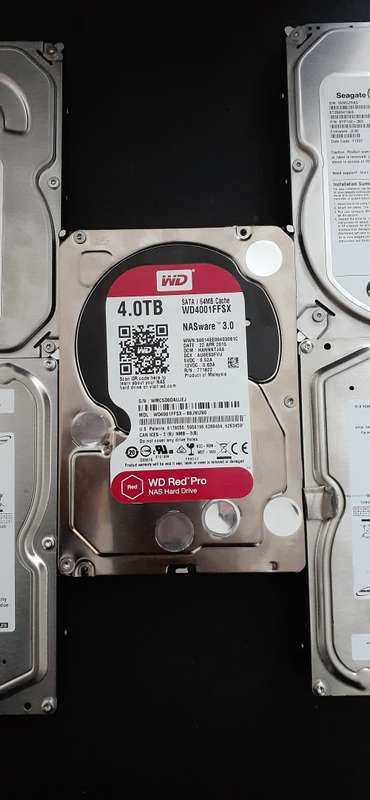 9 TB totalHDD (4Tb + x2 2Tb + x2 500GB)