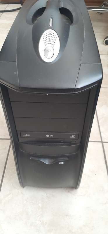 i5 2400 | 12gb ddr3 | Windforce GTS 450 1gb | 1Tb HDD | Win 10 pro