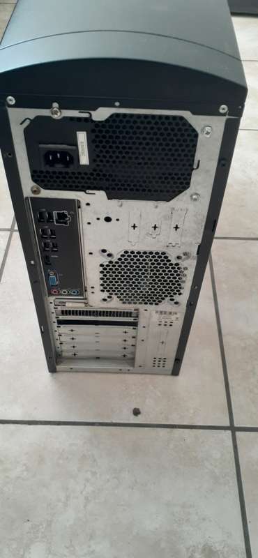 i5 2400 | 12gb ddr3 | Windforce GTS 450 1gb | 1Tb HDD | Win 10 pro