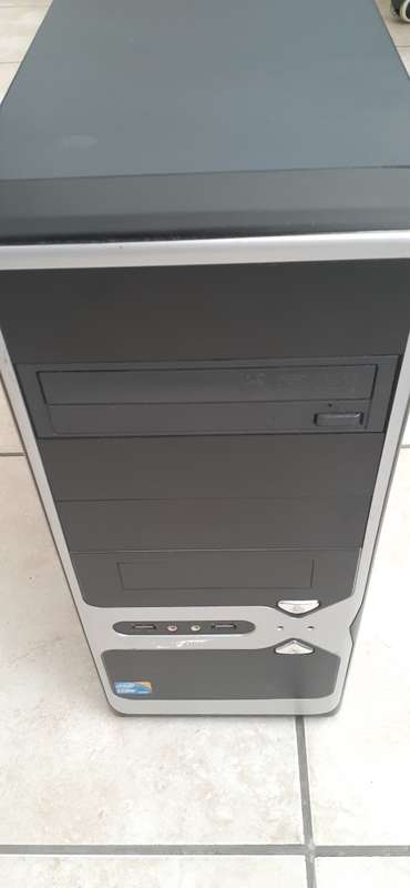 i3 4330 |GT 710 1gb | 8gb Ram | 500gb HDD | Windows 10 pro
