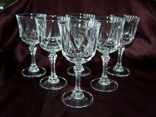 6 Crystal Glasses in great condition.