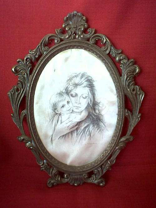 STUNNING VINTAGE METAL FRAME