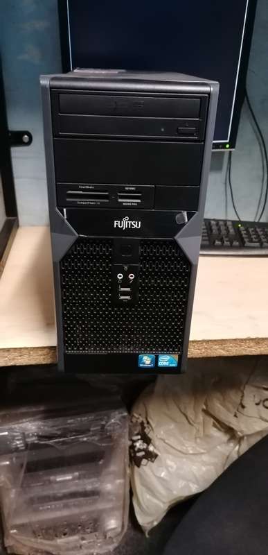 Business Fujitsu Siemens PC, i3 CPU, 8G Ram, 1TB, 1GB Graphic Card, DVD Dual Layer, worth R7000