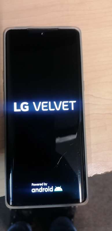 LG Velvet, 48MP, 6,8inch, 6GB Ram, 128GB , 4300mAh, Android 11, 5G Network
