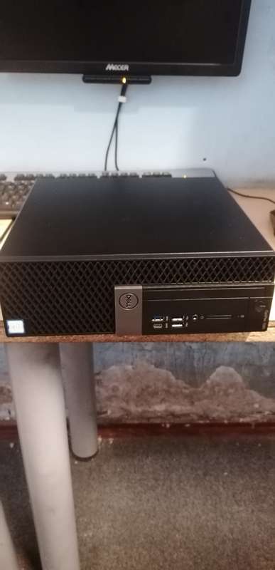 High End Beast, Dell Optiplex 7060,i7 8th, 512GB SSD, 16GB, 1TB, Windows 10 Worth R33000. 00