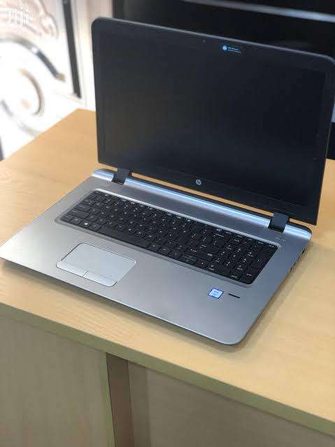 HP Probook 470 G3, i7 6th, 8G, 256 Nvem, 500GB, Clean coming on but not Displaying